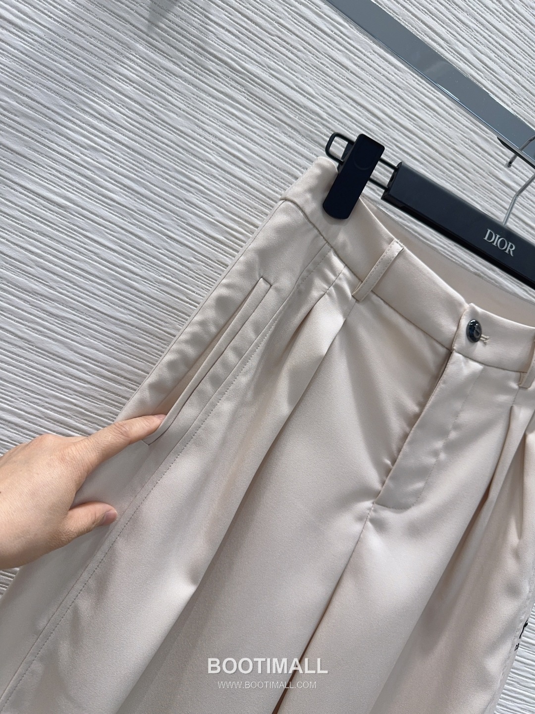 Dior SS26 Cotton Texture Straight Fit Pants 디올 SS26 코튼 텍스처 스트레이트핏 블랙 팬츠 10