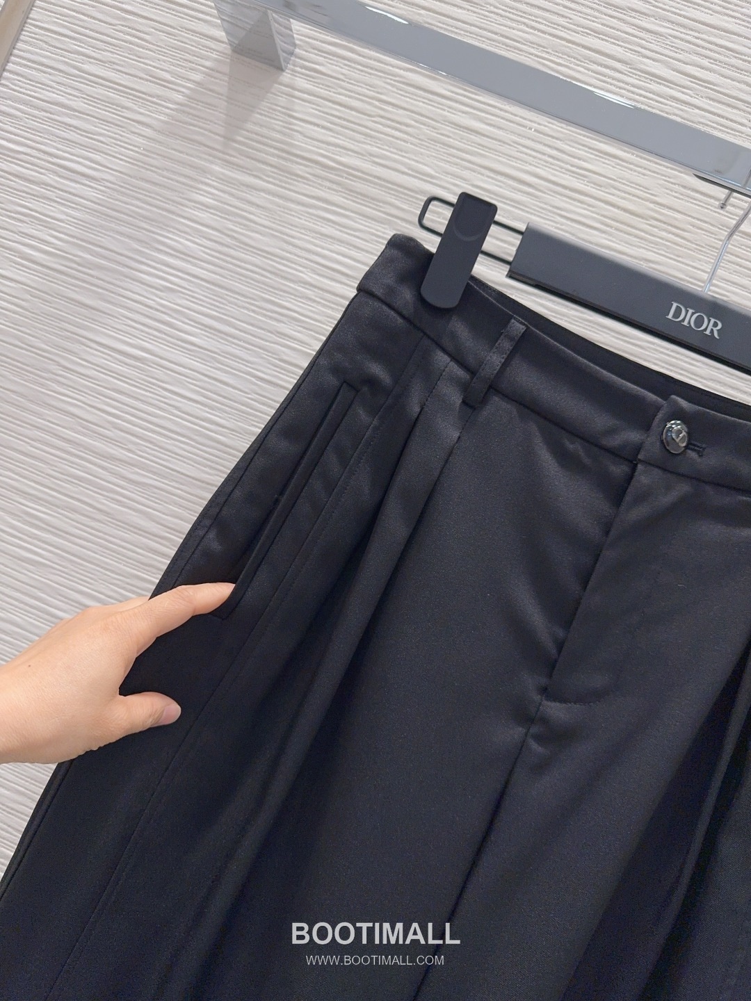 Dior SS26 Cotton Texture Straight Fit Pants 디올 SS26 코튼 텍스처 스트레이트핏 블랙 팬츠 10