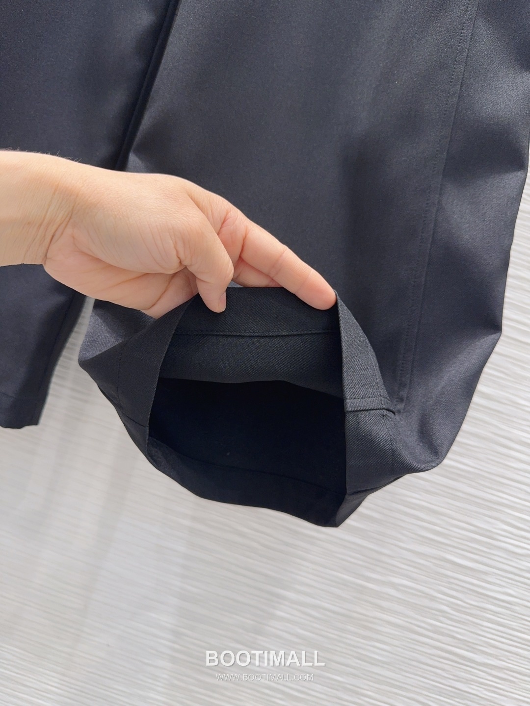 Dior SS26 Cotton Texture Straight Fit Pants 디올 SS26 코튼 텍스처 스트레이트핏 블랙 팬츠 12