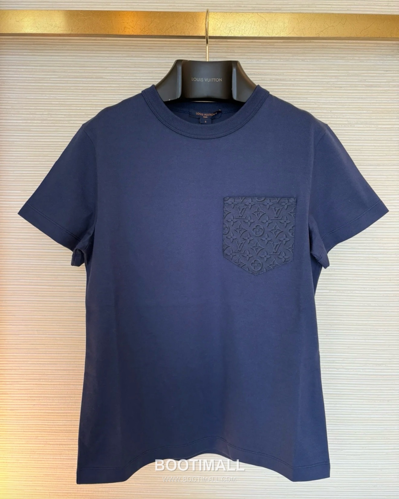 Louis Vuitton SS26 Cotton Logo Print T-Shirt 루이비통 SS26 코튼 로고 프린트 블랙 티셔츠 27