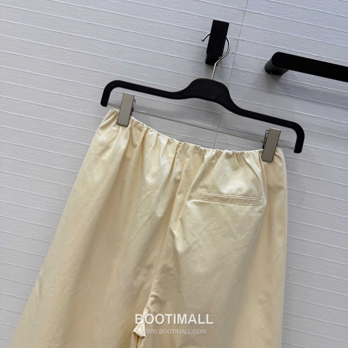 Loewe SS26 Twill Cotton Pleated Drawstring Wide Pants 로에베 SS26 트윌 코튼 플리츠 드로스트링 블랙 팬츠 9