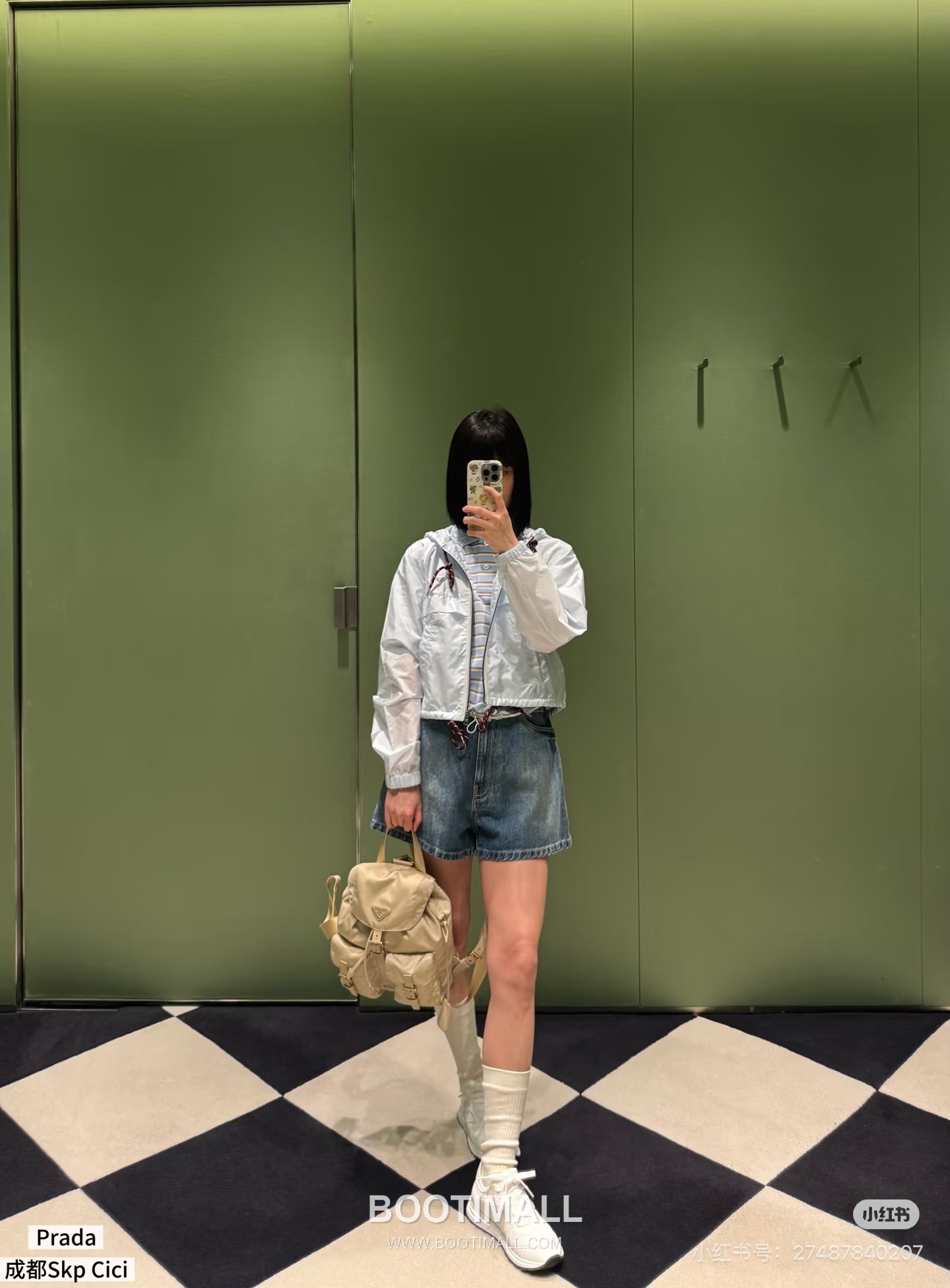 Prada SS26 Nylon Triangle Logo Hooded Zip Jacket 프라다 SS26 나일론 삼각 로고 후드 집업 블루 재킷 4