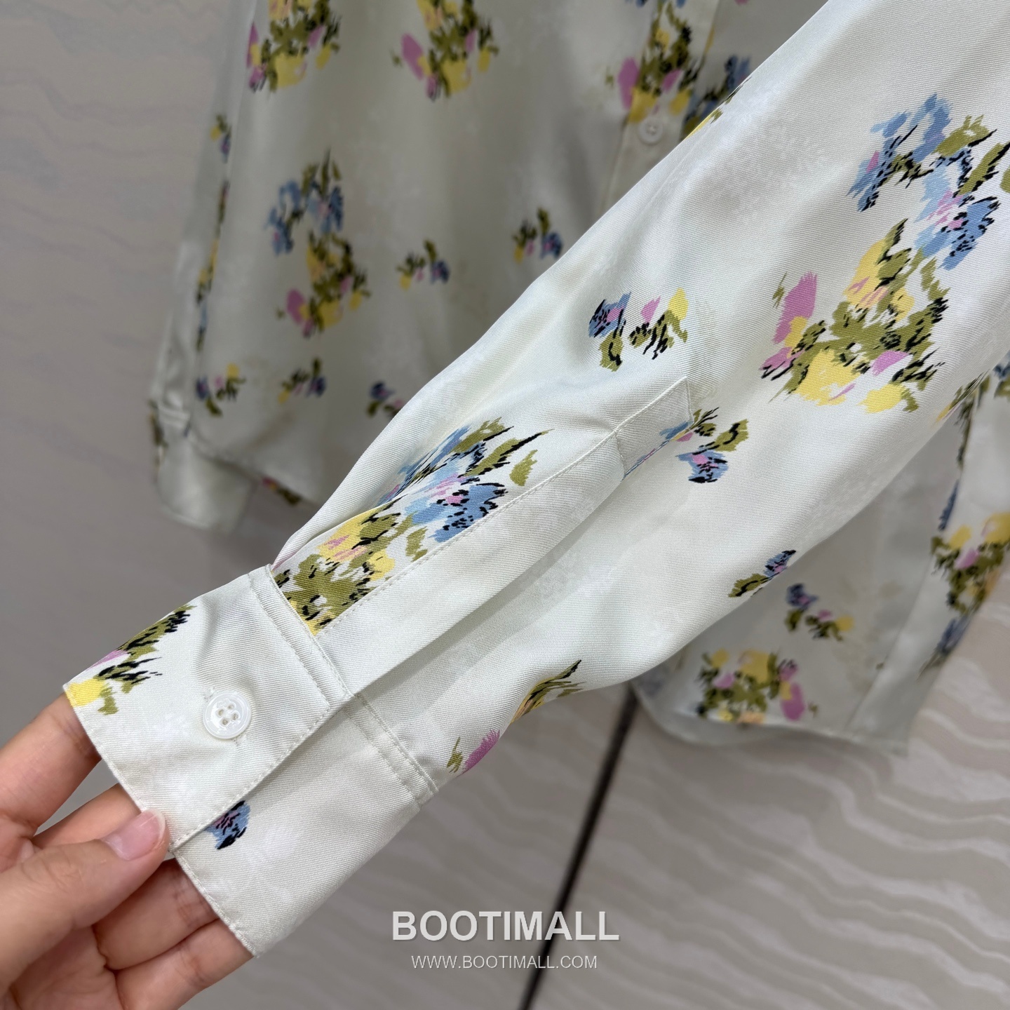 Dior SS26 Silk Twill Floral Print Bow Tie Blouse 디올 SS26 실크 트윌 플라워 프린트 리본 블라우스 화이트 6
