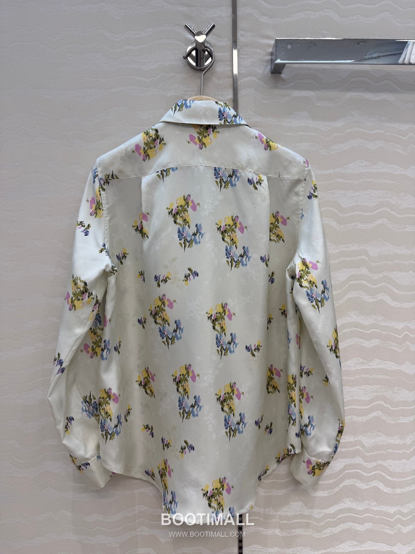 Dior SS26 Silk Twill Floral Print Bow Tie Blouse 디올 SS26 실크 트윌 플라워 프린트 리본 블라우스 화이트 9