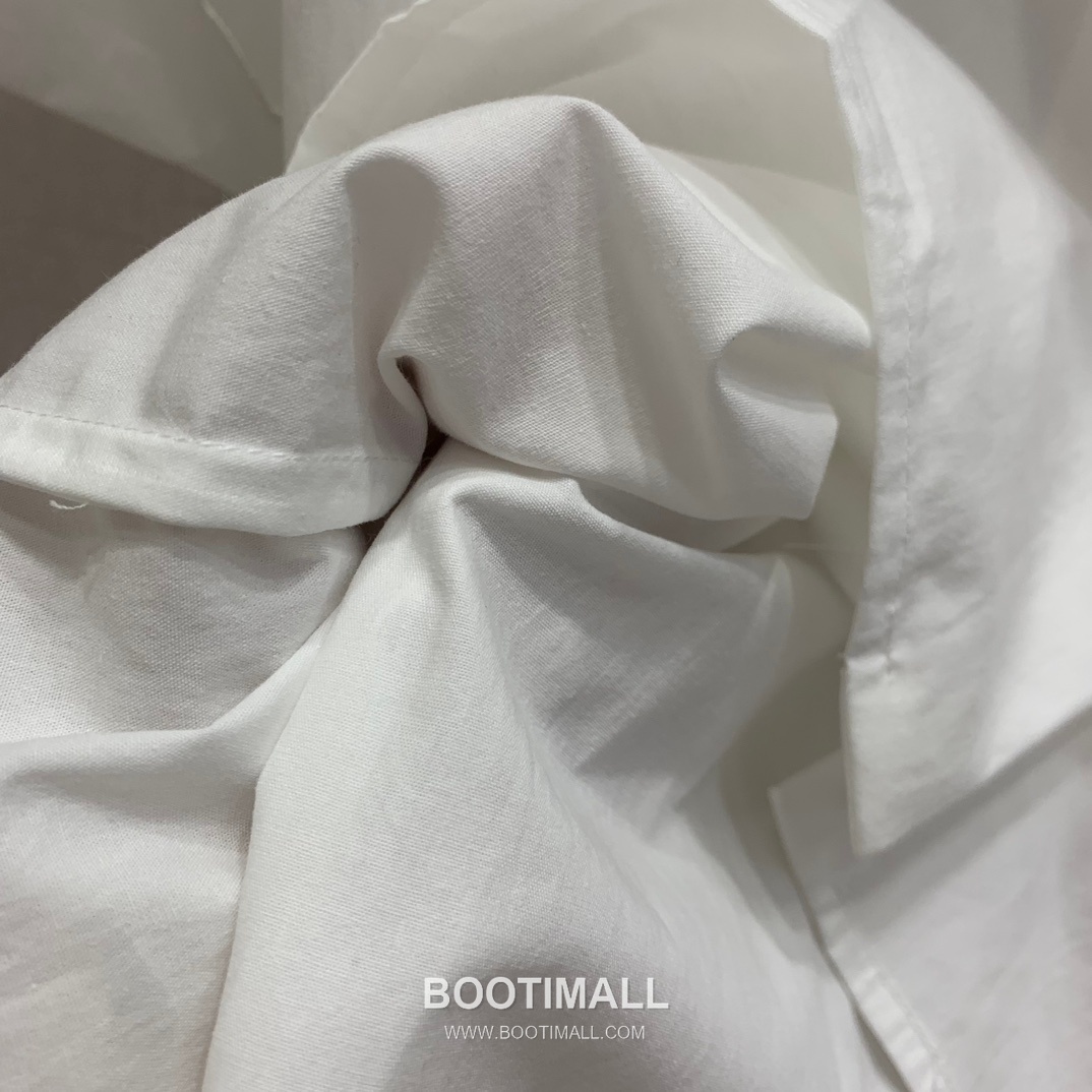 Dior SS26 Cotton Linen Lace Logo Collar Blouse 디올 SS26 코튼 린넨 레이스 로고 화이트 블라우스 11