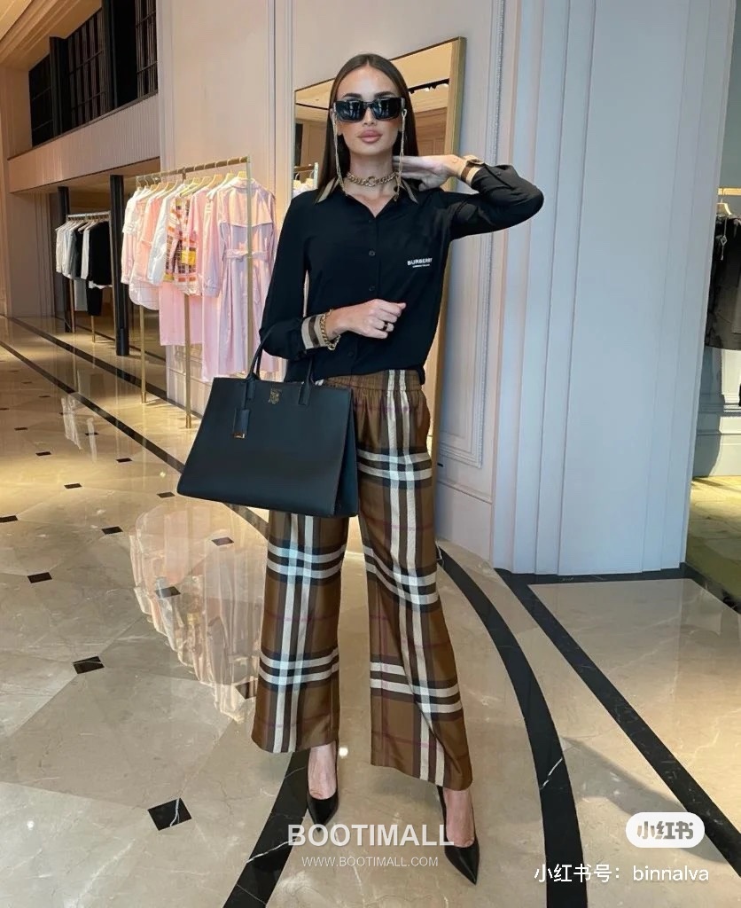 Burberry SS26 Cotton Check Straight Fit Pants 버버리 SS26 코튼 체크 스트레이트핏 브라운 팬츠 8