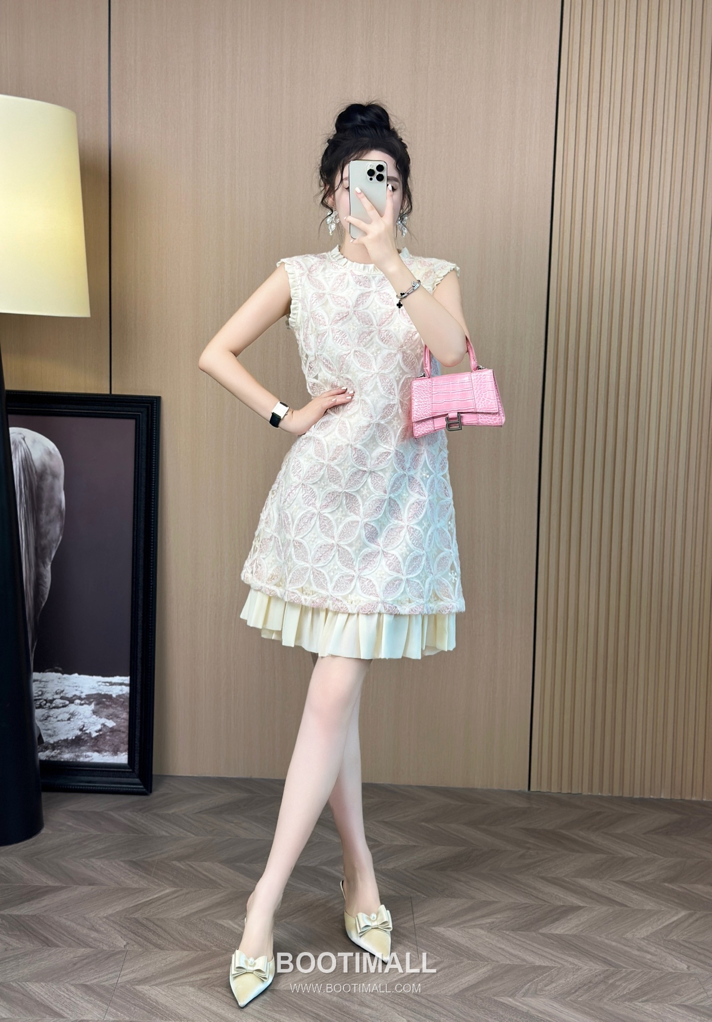 Dior SS26 Chiffon Embroidered Short Sleeve One Piece 디올 SS26 쉬폰 자수 반팔 블루 원피스 11