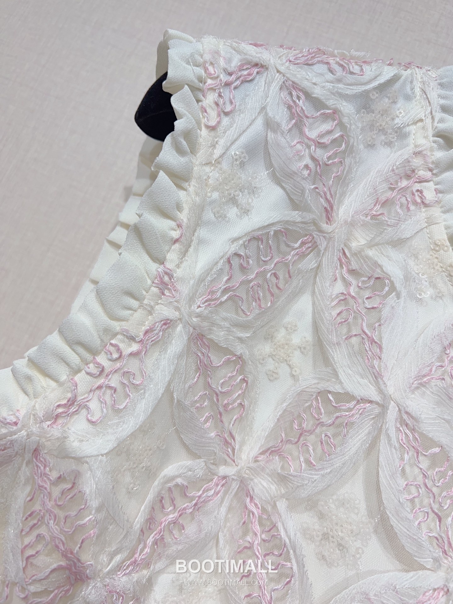 Dior SS26 Chiffon Embroidered Short Sleeve One Piece 디올 SS26 쉬폰 자수 반팔 블루 원피스 14