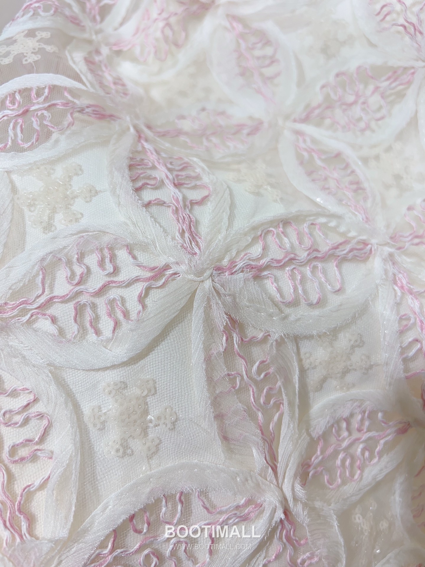 Dior SS26 Chiffon Embroidered Short Sleeve One Piece 디올 SS26 쉬폰 자수 반팔 블루 원피스 15