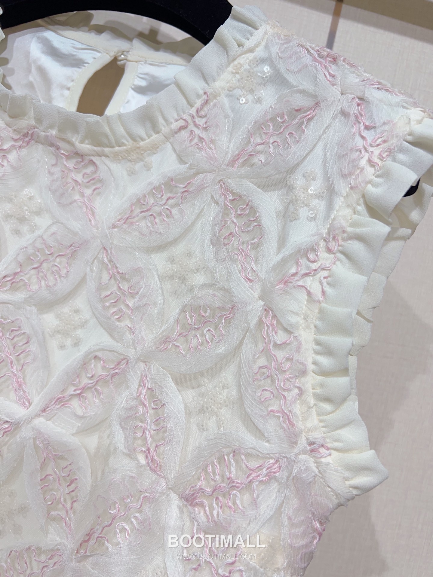 Dior SS26 Chiffon Embroidered Short Sleeve One Piece 디올 SS26 쉬폰 자수 반팔 블루 원피스 16