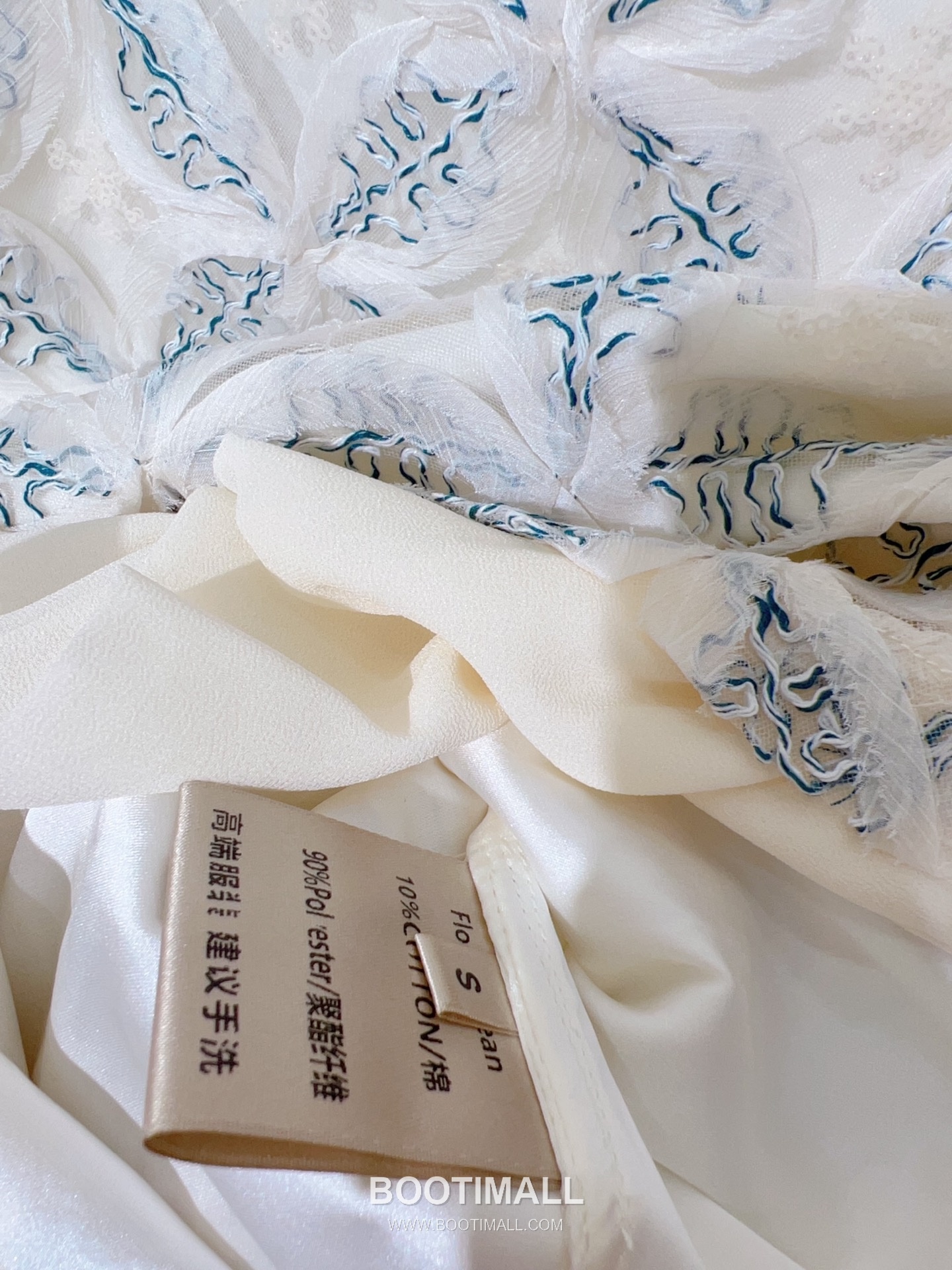 Dior SS26 Chiffon Embroidered Short Sleeve One Piece 디올 SS26 쉬폰 자수 반팔 블루 원피스 7