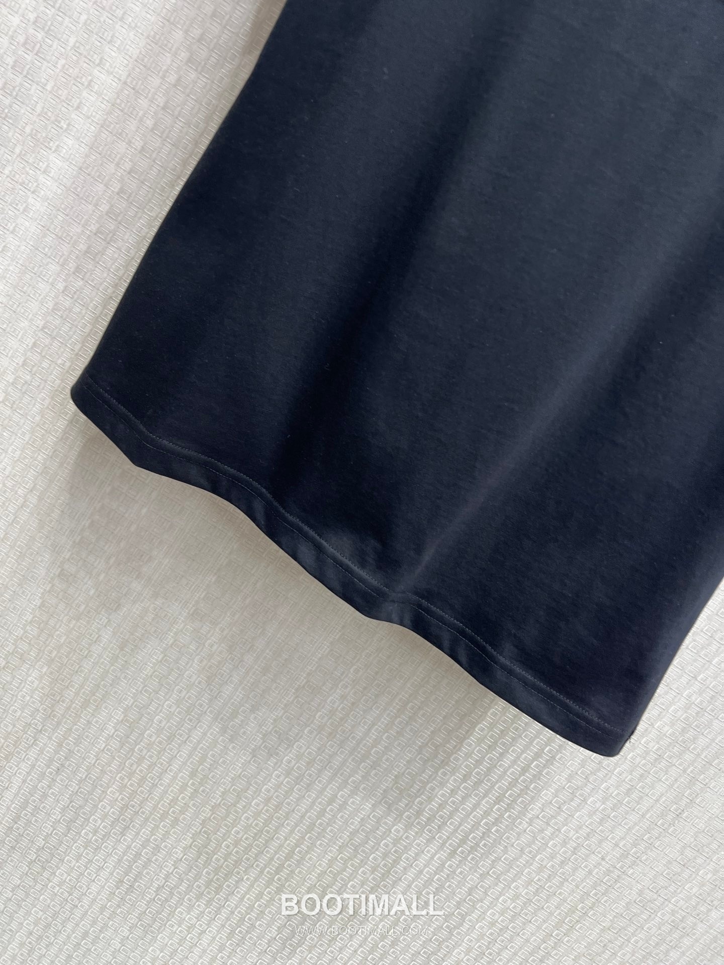 Acne Studios SS26 Cotton Beaded Logo T-Shirt 아크네스튜디오 SS26 코튼 비즈 로고 블랙 티셔츠 7