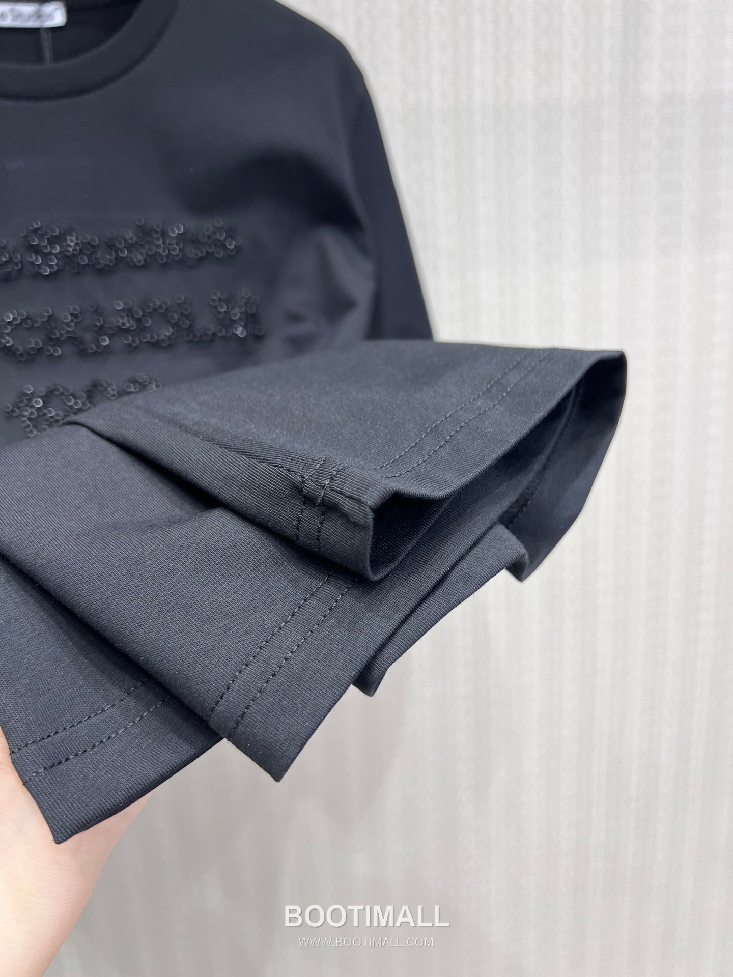 Acne Studios SS26 Cotton Beaded Logo T-Shirt 아크네스튜디오 SS26 코튼 비즈 로고 블랙 티셔츠 8