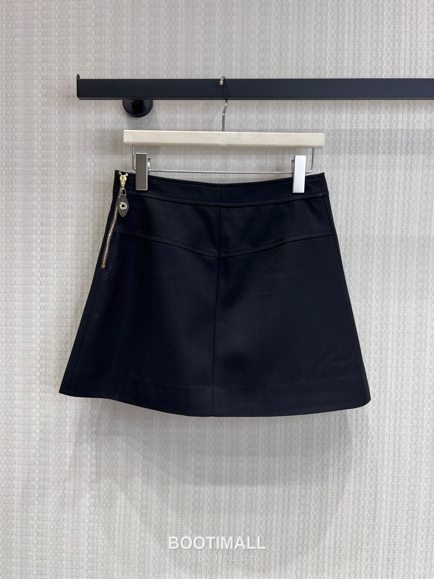 Prada SS26 Nylon Belt A-Line Mini Skirt 프라다 SS26 나일론 벨트 A라인 블랙 스커트 11