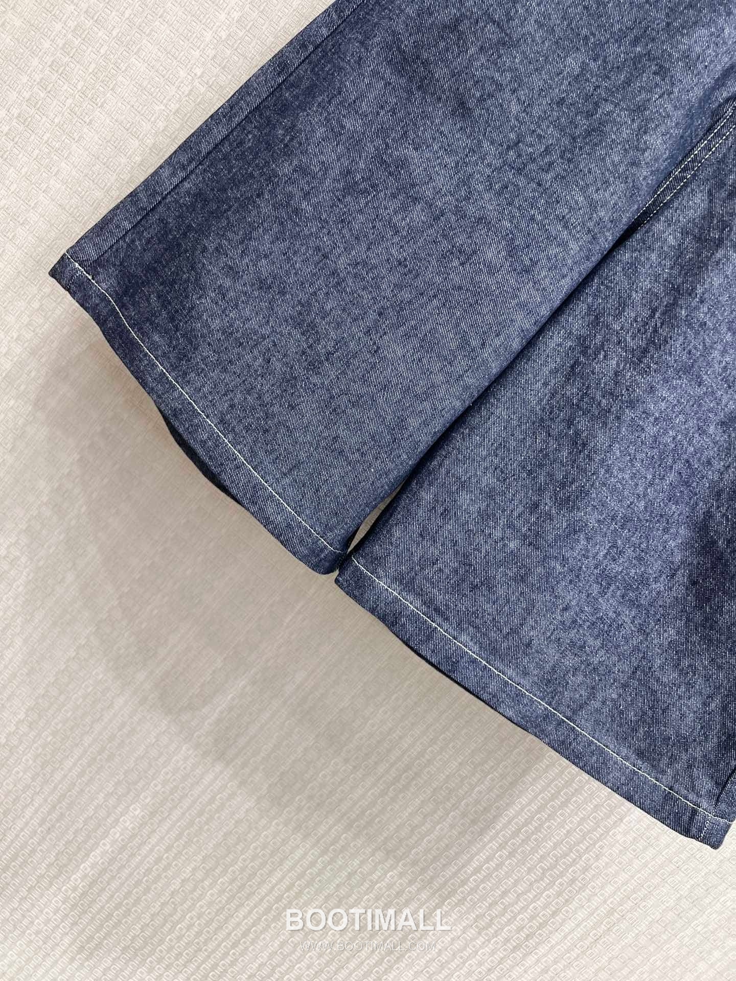Loro Piana SS26 Cotton Denim A-Line Wide Shorts 로로피아나 SS26 코튼 데님 A라인 와이드 블루 쇼츠 16
