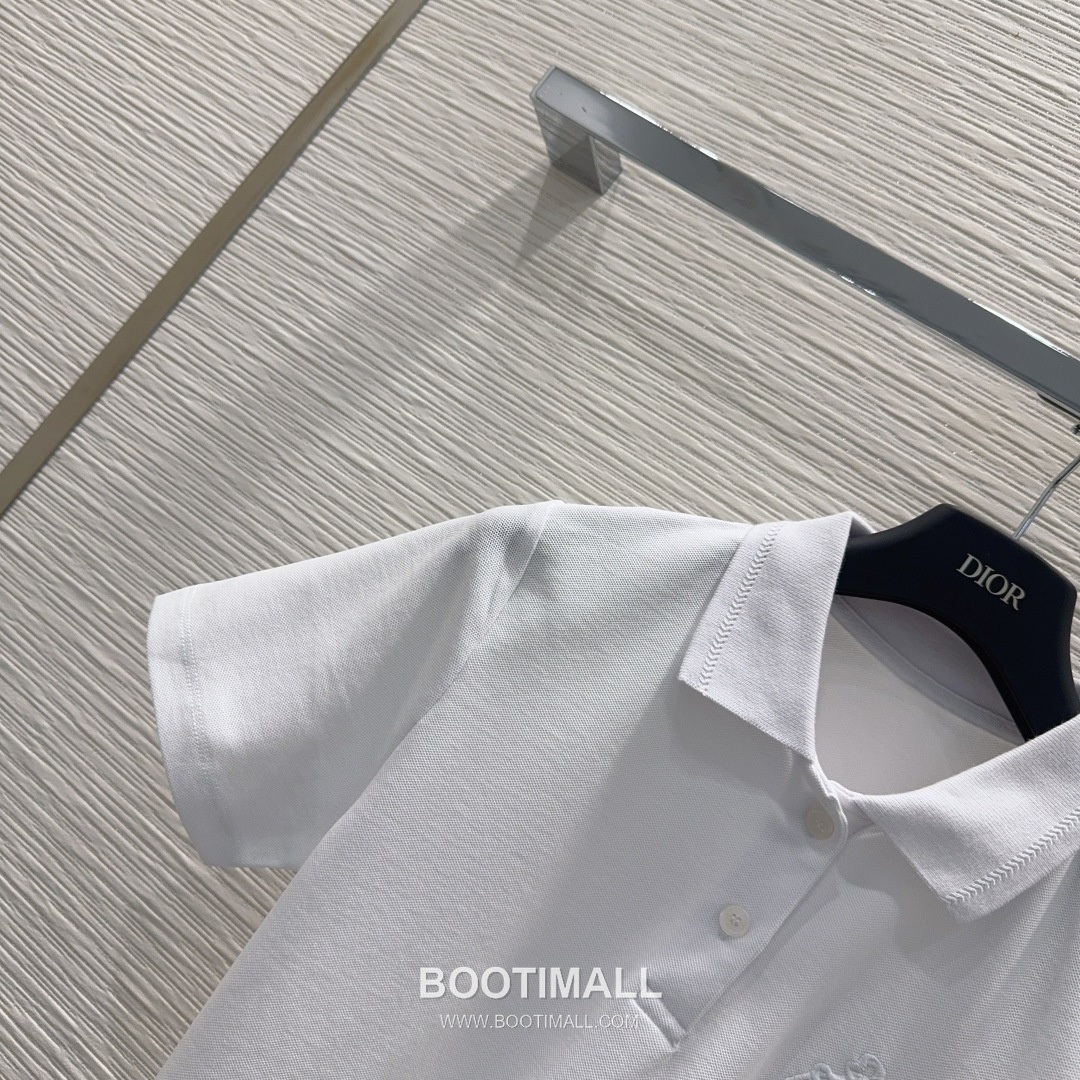 Dior SS26 Cotton Polo Collar Logo T-Shirt 디올 SS26 코튼 폴로 카라 로고 화이트 티셔츠 12