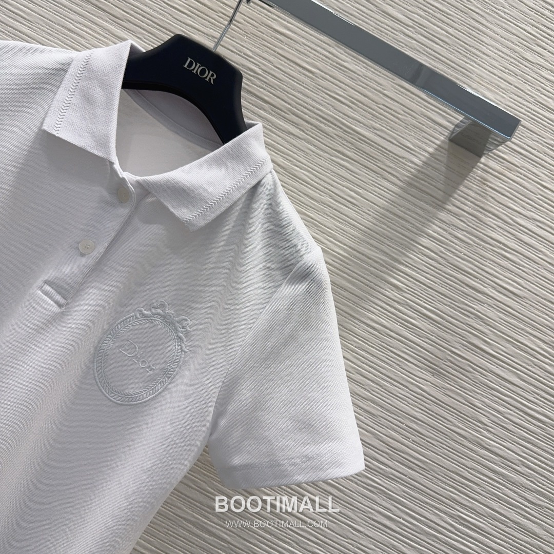 Dior SS26 Cotton Polo Collar Logo T-Shirt 디올 SS26 코튼 폴로 카라 로고 화이트 티셔츠 13