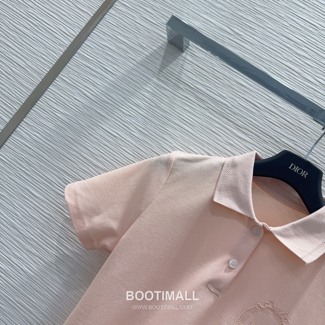 Dior SS26 Cotton Polo Collar Logo T-Shirt 디올 SS26 코튼 폴로 카라 로고 화이트 티셔츠 12