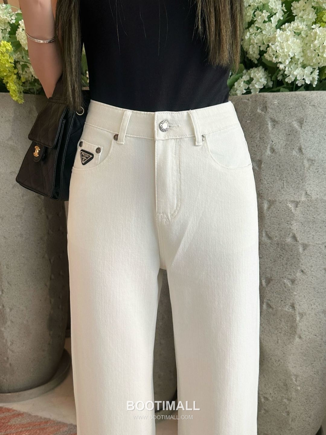 Prada SS26 Cotton Denim Tailored Straight Pants 프라다 SS26 코튼 데님 테일러드 스트레이트 블루 팬츠 4
