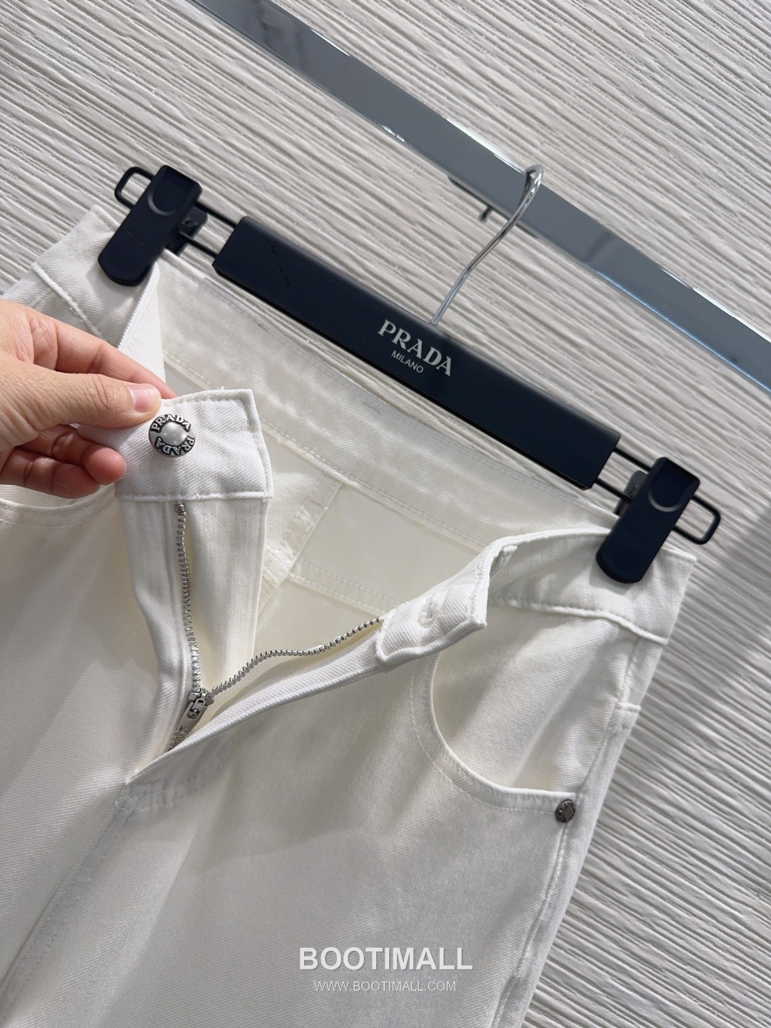 Prada SS26 Cotton Denim Tailored Straight Pants 프라다 SS26 코튼 데님 테일러드 스트레이트 블루 팬츠 13