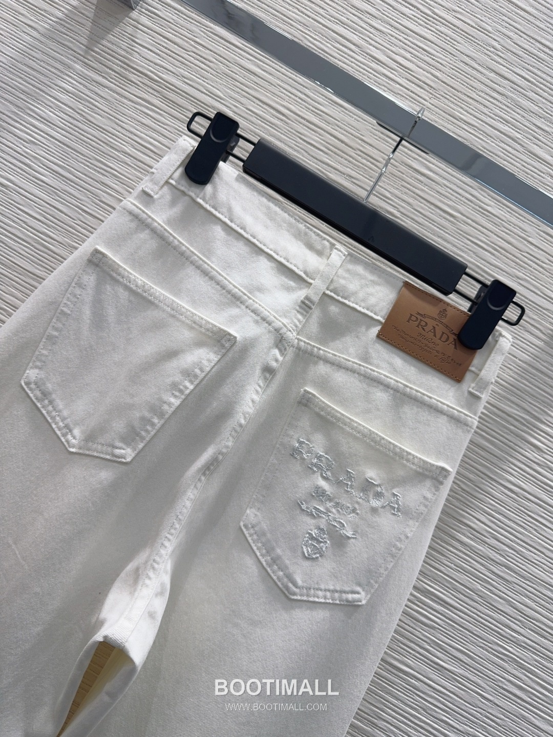 Prada SS26 Cotton Denim Tailored Straight Pants 프라다 SS26 코튼 데님 테일러드 스트레이트 블루 팬츠 17
