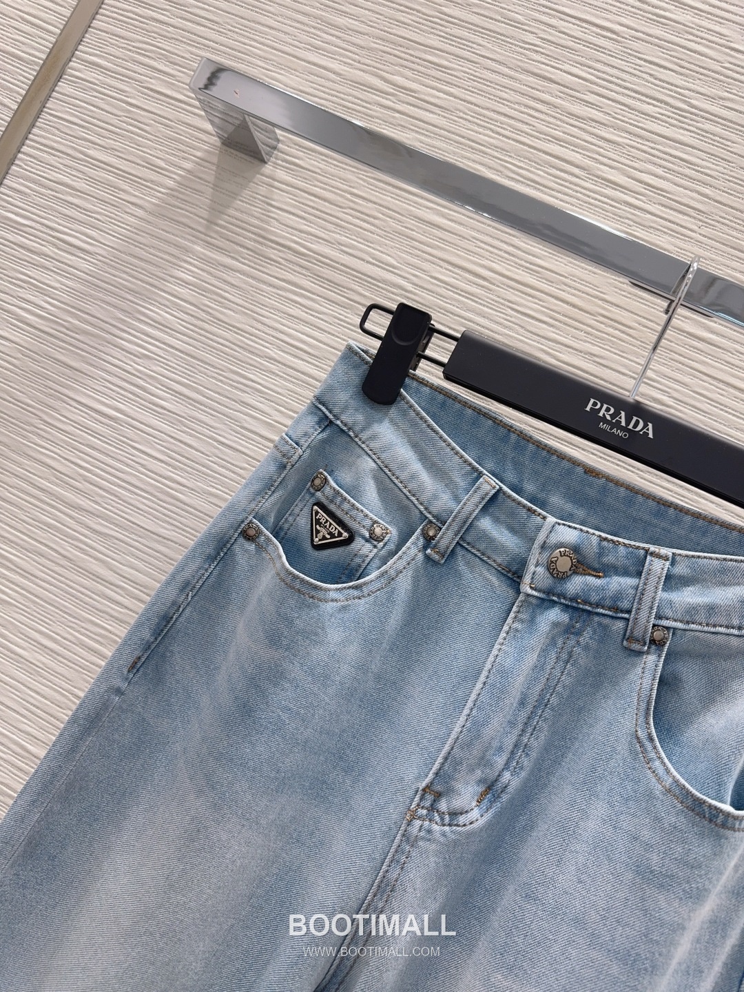 Prada SS26 Cotton Denim Tailored Straight Pants 프라다 SS26 코튼 데님 테일러드 스트레이트 블루 팬츠 12