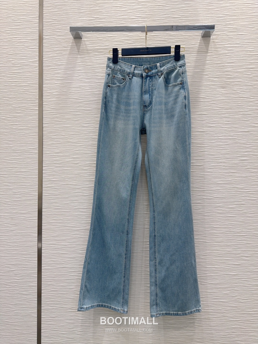 Louis Vuitton SS26 Cotton Denim Tailored Straight Pants 루이비통 SS26 코튼 데님 테일러드 스트레이트 블루 팬츠 10