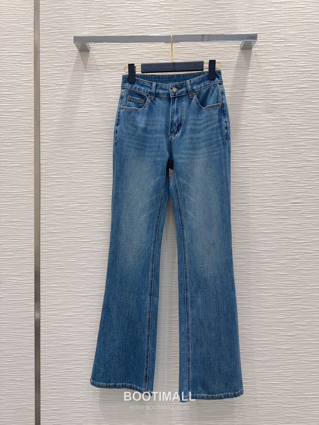 Louis Vuitton SS26 Cotton Denim Tailored Straight Pants 루이비통 SS26 코튼 데님 테일러드 스트레이트 블루 팬츠 10