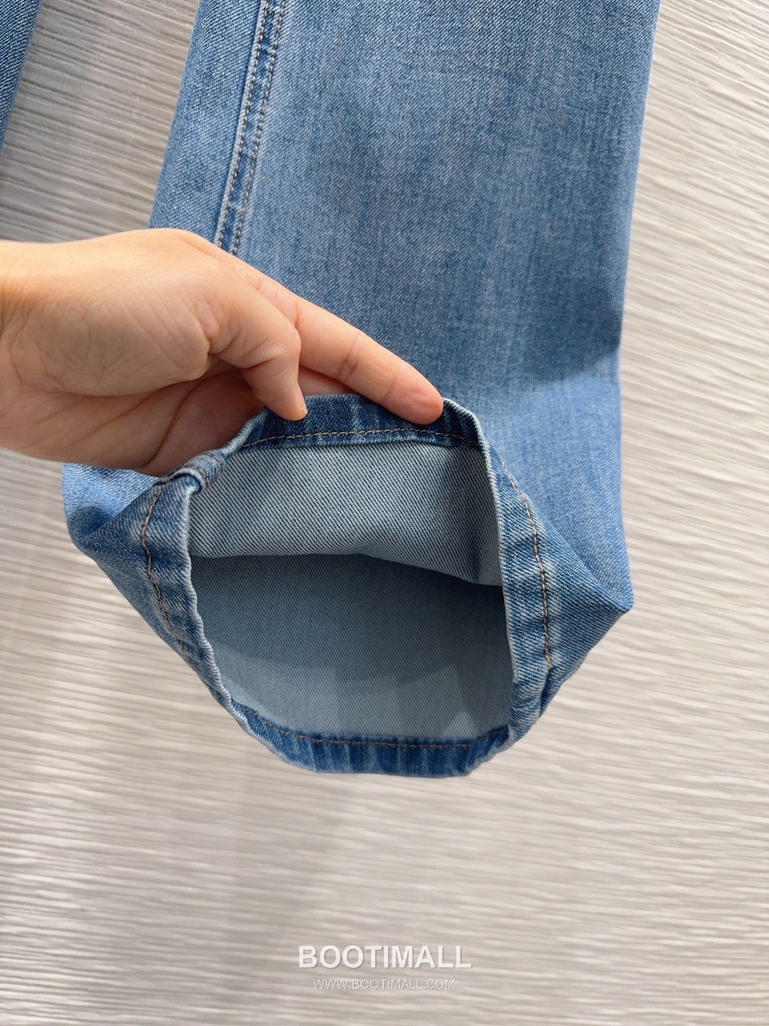 Louis Vuitton SS26 Cotton Denim Tailored Straight Pants 루이비통 SS26 코튼 데님 테일러드 스트레이트 블루 팬츠 14