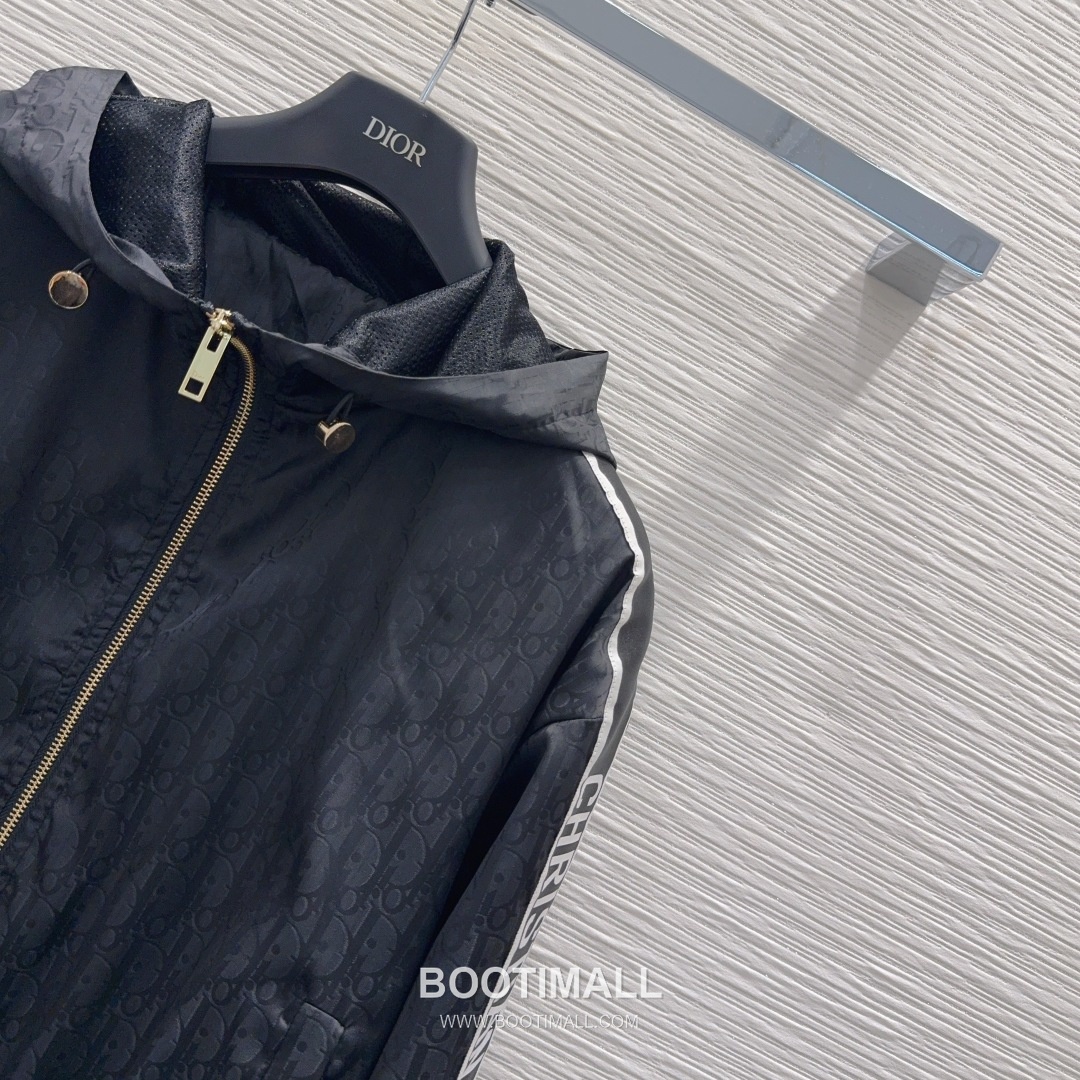 Dior SS26 Cotton Blend Cropped Jacket Shorts Set 디올 SS26 코튼혼방 크롭 재킷 쇼츠 화이트 셋업 22