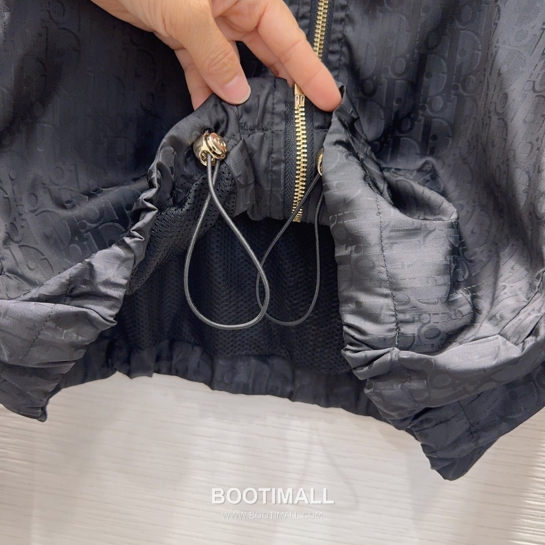 Dior SS26 Cotton Blend Cropped Jacket Shorts Set 디올 SS26 코튼혼방 크롭 재킷 쇼츠 화이트 셋업 26