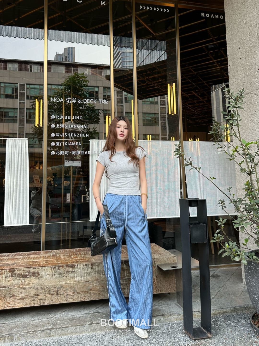 Dior SS26 Cotton Textured Straight Pants 디올 SS26 코튼 텍스처 스트레이트 블랙 팬츠 1