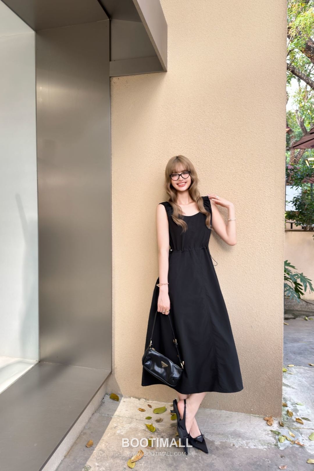 Prada SS26 Polyester Tech Sleeveless One Piece 프라다 SS26 폴리에스터 테크 슬리브리스 블랙 원피스 7