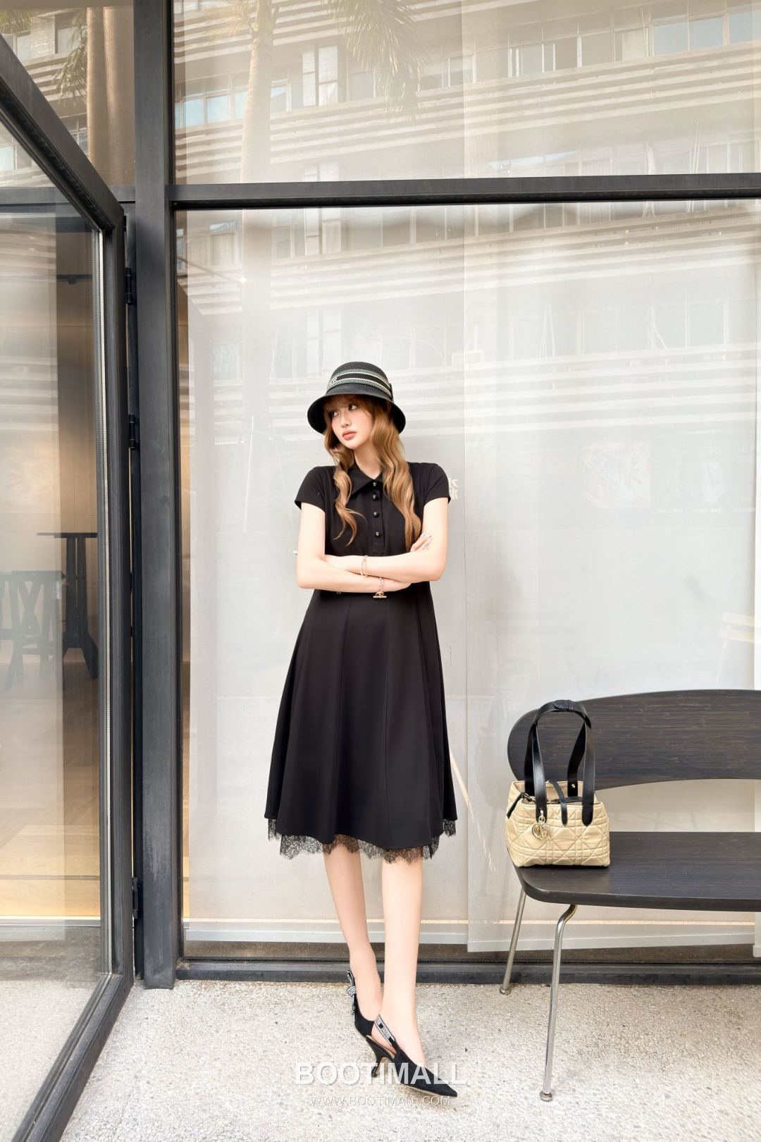 Dior SS26 Polyester Structured Fit Short Sleeve One Piece 디올 SS26 폴리에스터 구조핏 반팔 블랙 원피스 3