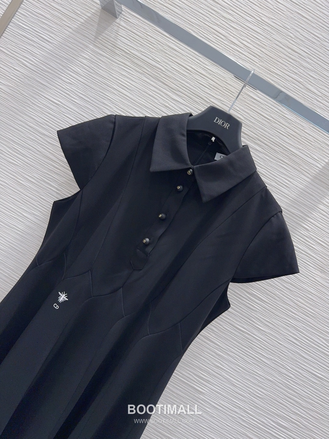 Dior SS26 Polyester Structured Fit Short Sleeve One Piece 디올 SS26 폴리에스터 구조핏 반팔 블랙 원피스 11