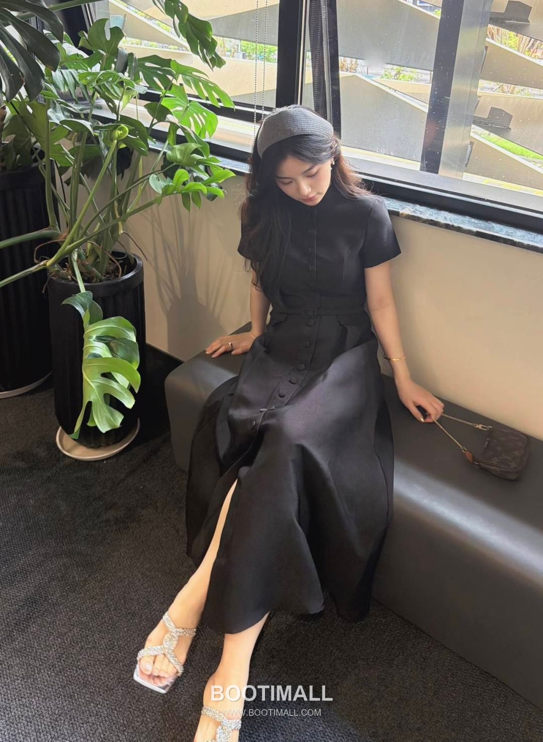 Dior SS26 Polyester Sleeveless Long One Piece 디올 SS26 폴리에스터 슬리브리스 블랙 원피스 1