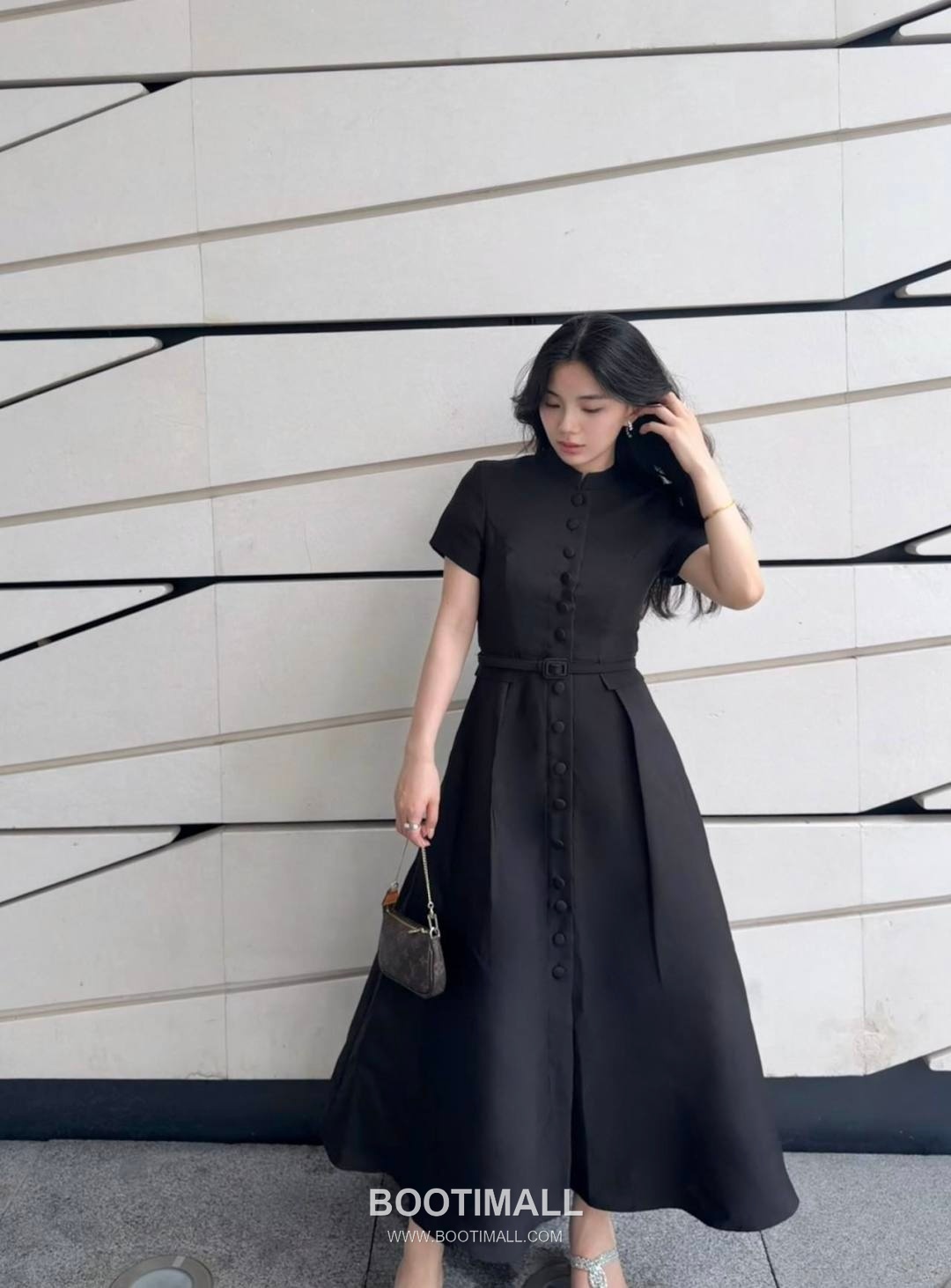 Dior SS26 Polyester Sleeveless Long One Piece 디올 SS26 폴리에스터 슬리브리스 블랙 원피스 4