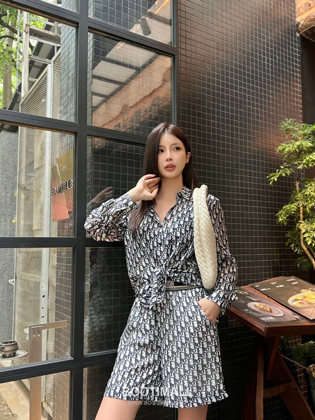 Dior SS26 Cotton Logo Print Long Sleeve Shirt Shorts Set 디올 SS26 코튼 로고 프린트 롱슬리브 셔츠 블랙 쇼츠 셋업 3