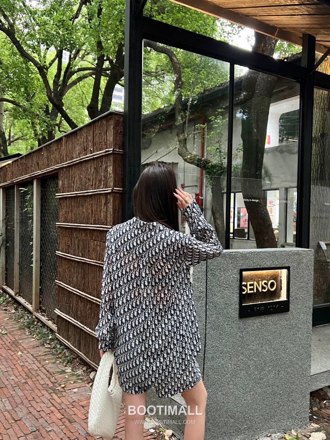 Dior SS26 Cotton Logo Print Long Sleeve Shirt Shorts Set 디올 SS26 코튼 로고 프린트 롱슬리브 셔츠 블랙 쇼츠 셋업 7