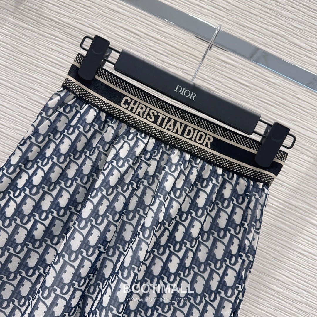 Dior SS26 Cotton Logo Print Long Sleeve Shirt Shorts Set 디올 SS26 코튼 로고 프린트 롱슬리브 셔츠 블랙 쇼츠 셋업 12