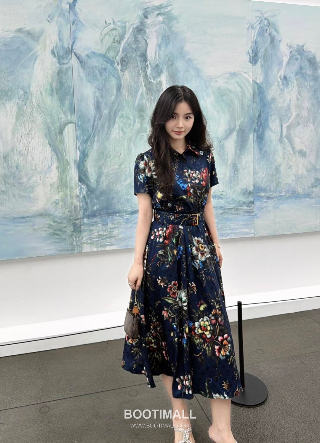 Louis Vuitton SS26 Polyester Print Sleeveless One Piece 루이비통 SS26 폴리에스터 프린트 슬리브리스 블랙 원피스 1