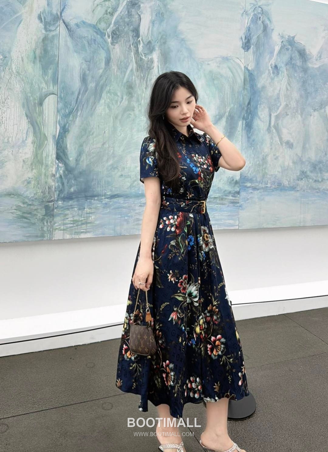 Louis Vuitton SS26 Polyester Print Sleeveless One Piece 루이비통 SS26 폴리에스터 프린트 슬리브리스 블랙 원피스 4