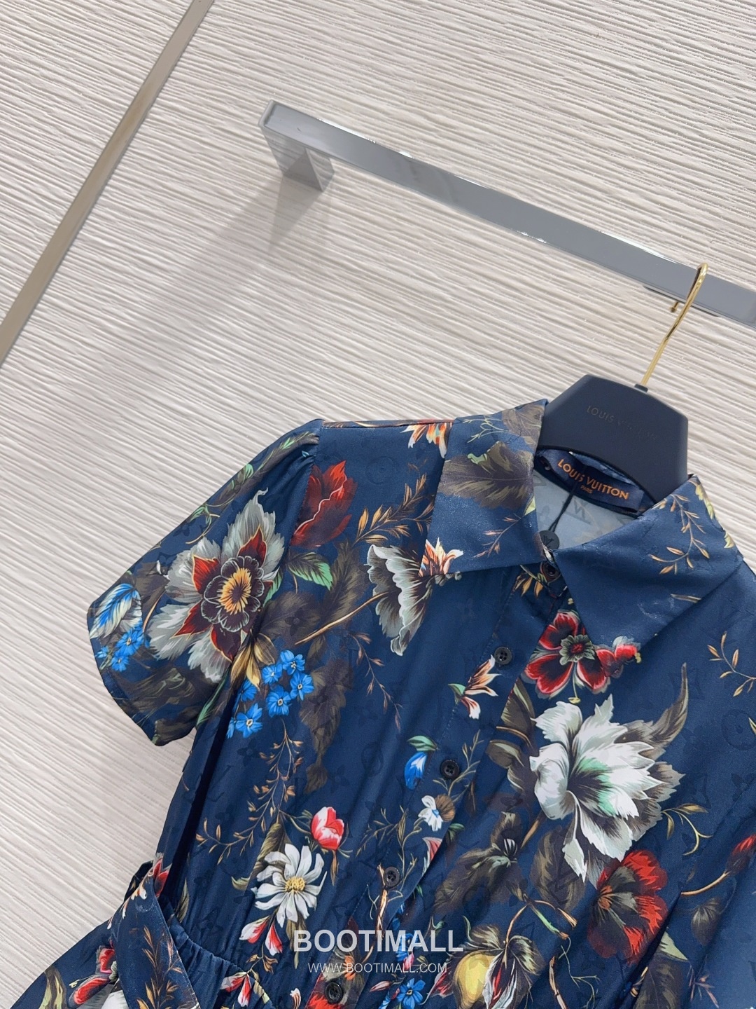 Louis Vuitton SS26 Polyester Print Sleeveless One Piece 루이비통 SS26 폴리에스터 프린트 슬리브리스 블랙 원피스 12