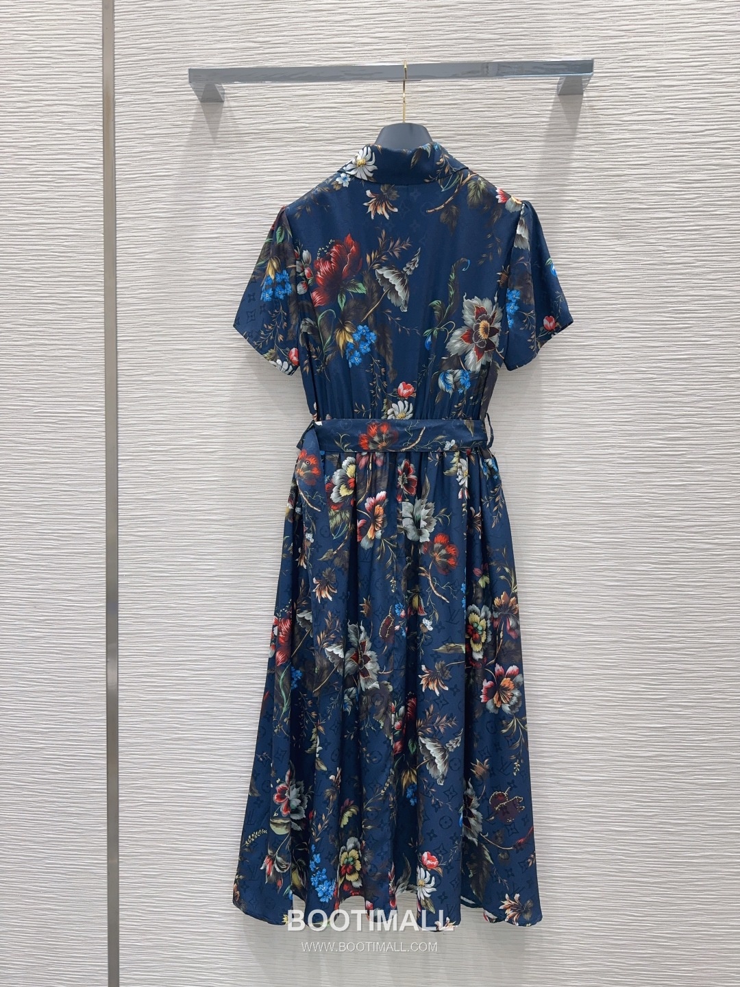 Louis Vuitton SS26 Polyester Print Sleeveless One Piece 루이비통 SS26 폴리에스터 프린트 슬리브리스 블랙 원피스 18