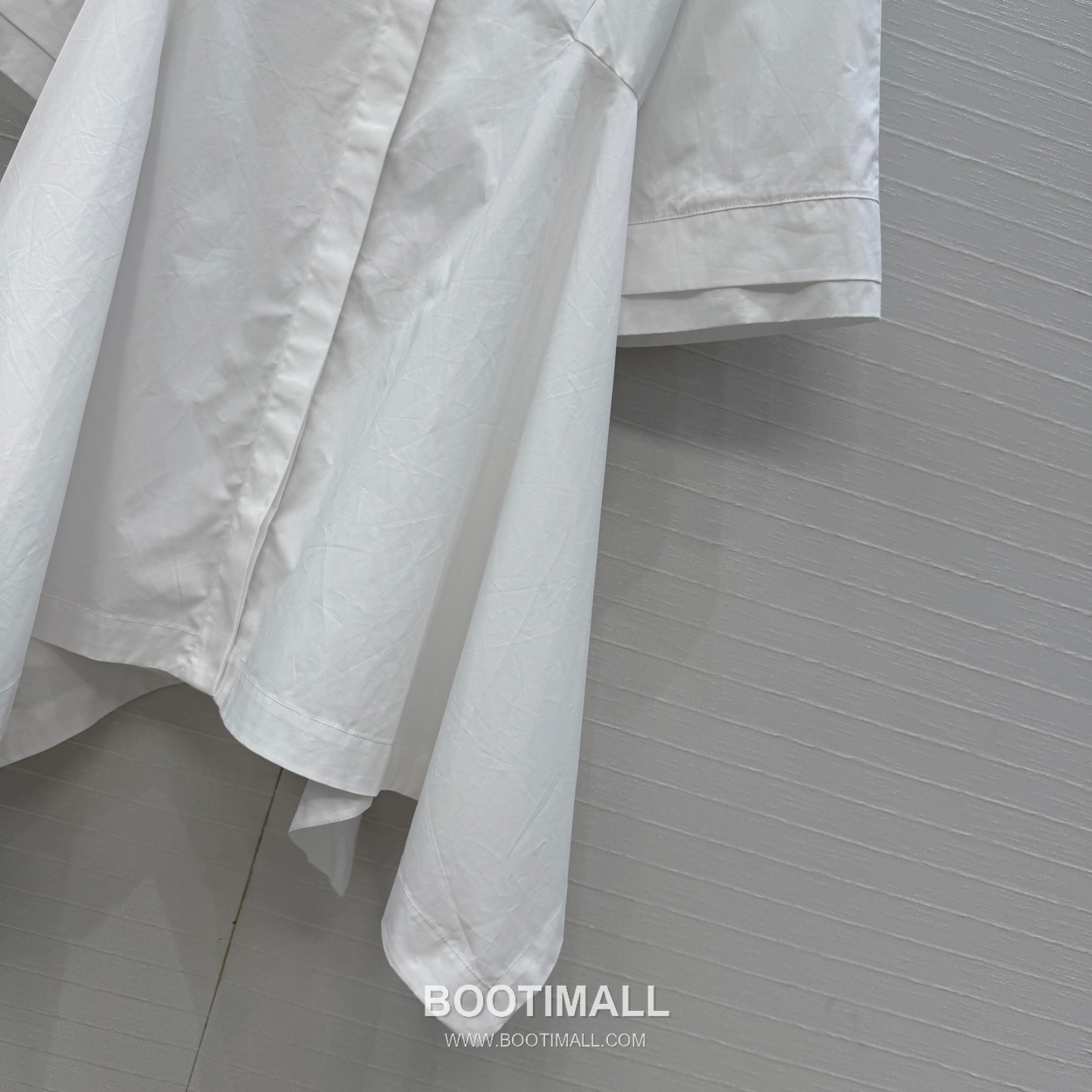 Alaia SS26 Cotton Asymmetric Waist Fit Short Sleeve One Piece 알라이아 SS26 코튼 비대칭 허리핏 반팔 블랙 원피스 15