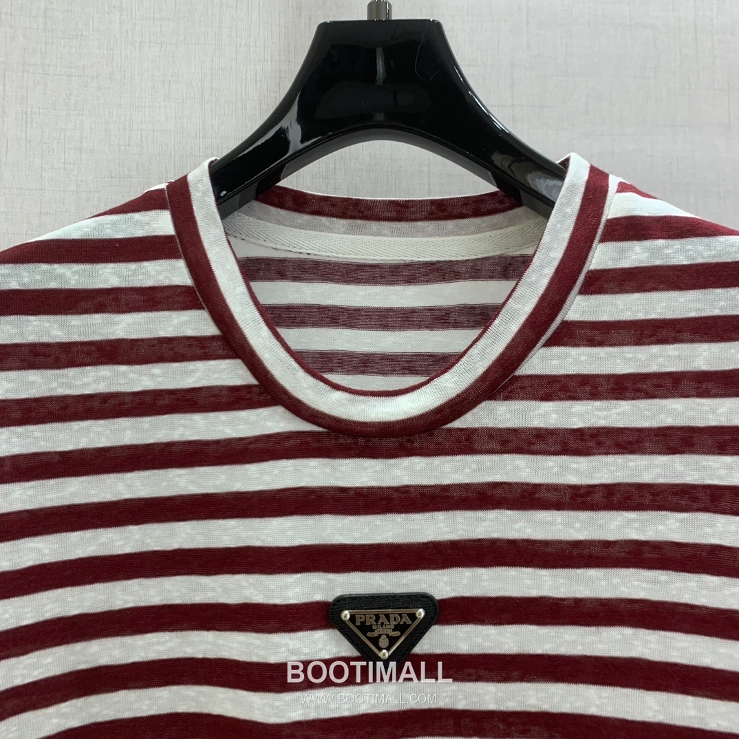 Prada SS26 Tencel Striped Triangle Logo T-Shirt 프라다 SS26 텐셀 스트라이프 삼각 로고 블루 티셔츠 14