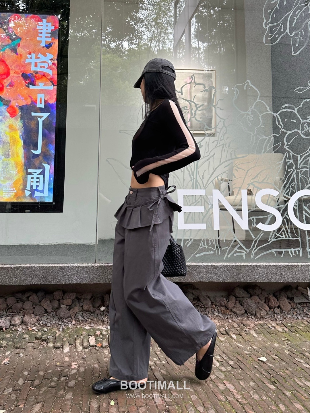 Thom Browne SS26 Cotton Ruffle Detachable Wide Pants 톰브라운 SS26 코튼 프릴 탈부착 와이드 블랙 팬츠 5