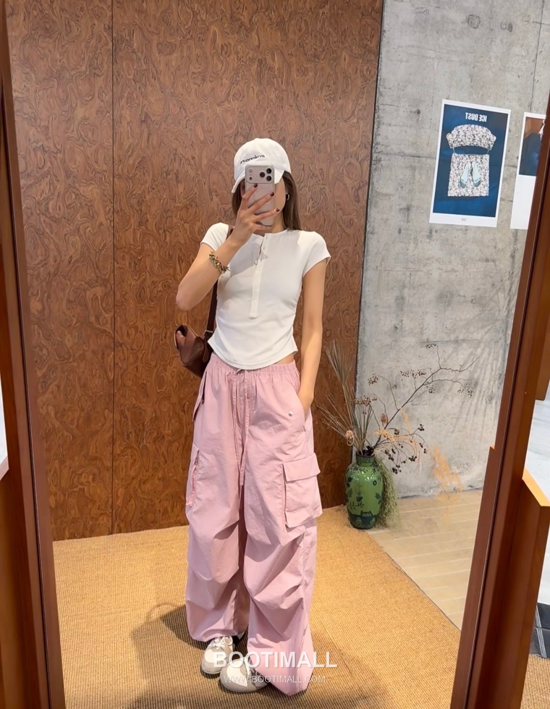 Thom Browne SS26 Cotton Ruffle Detachable Wide Pants 톰브라운 SS26 코튼 프릴 탈부착 와이드 블랙 팬츠 2