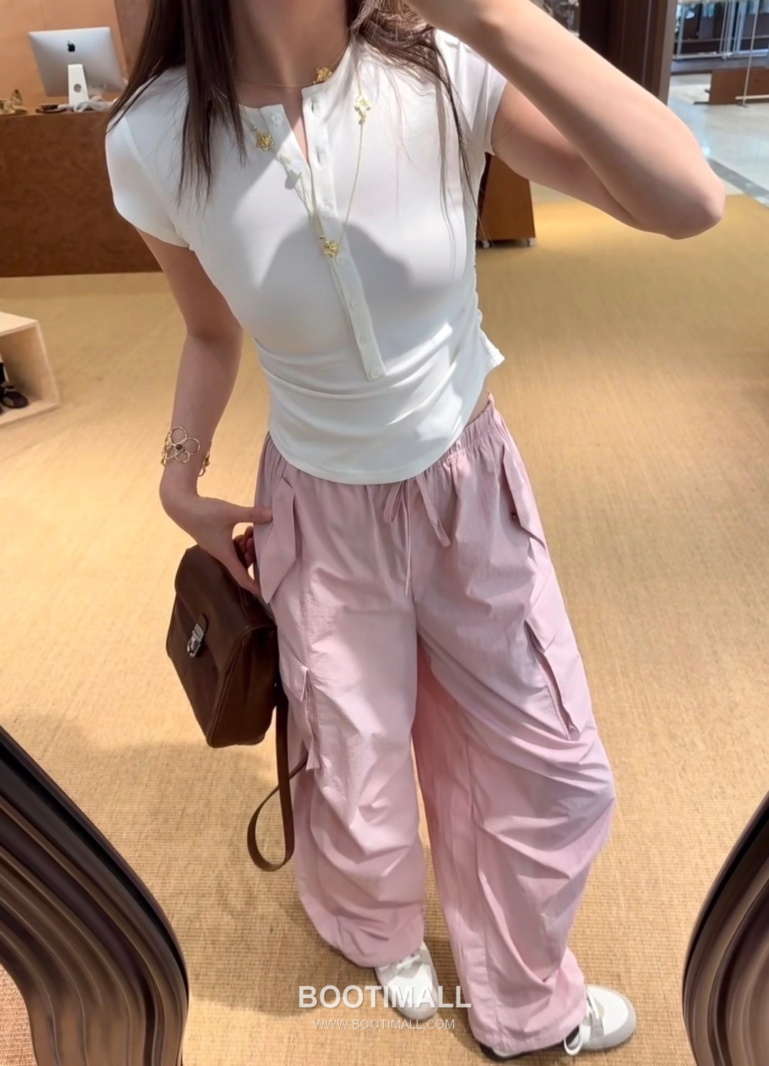 Thom Browne SS26 Cotton Ruffle Detachable Wide Pants 톰브라운 SS26 코튼 프릴 탈부착 와이드 블랙 팬츠 3