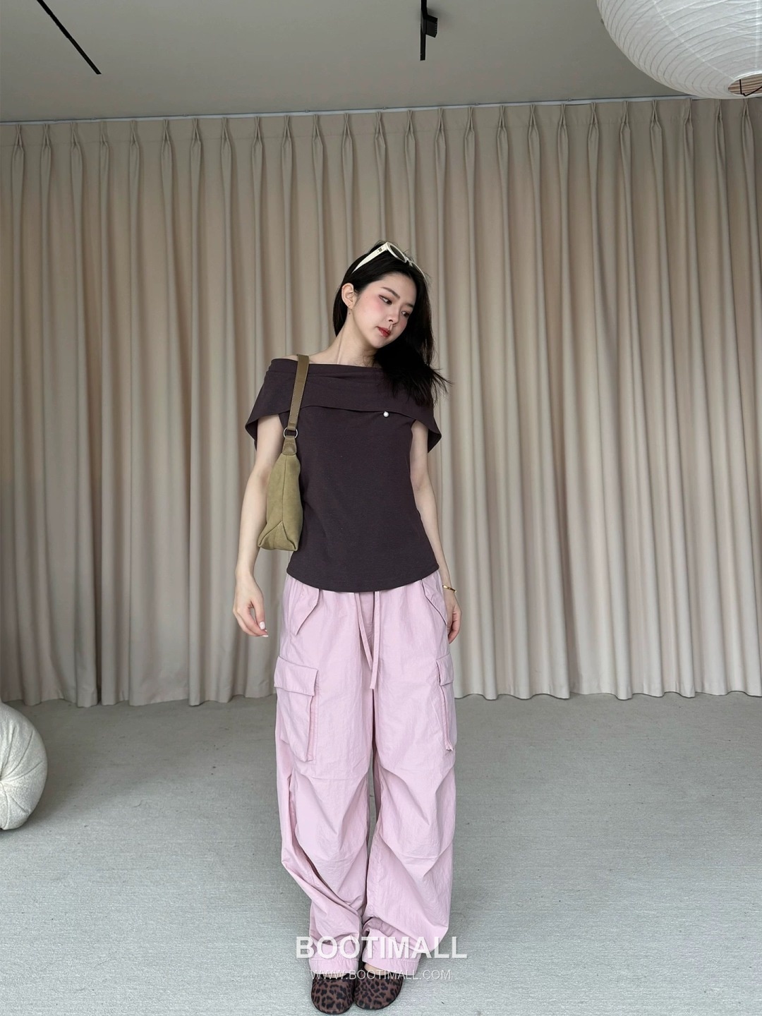 Thom Browne SS26 Cotton Ruffle Detachable Wide Pants 톰브라운 SS26 코튼 프릴 탈부착 와이드 블랙 팬츠 7